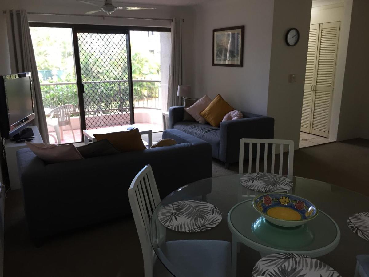 Broadwater Shores Waterfront Apartments Gold Coast Eksteriør billede