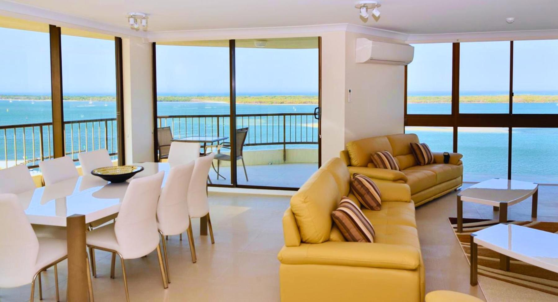 Broadwater Shores Waterfront Apartments Gold Coast Eksteriør billede