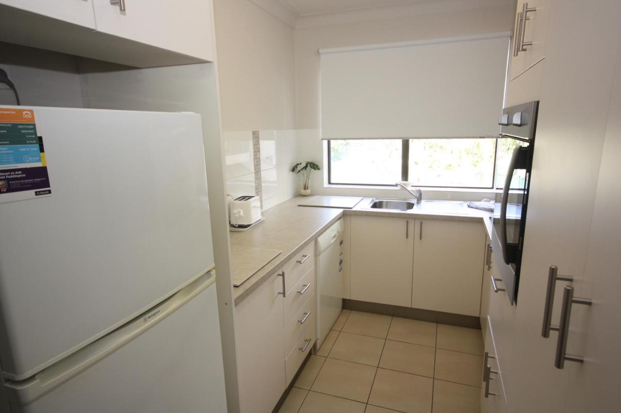 Broadwater Shores Waterfront Apartments Gold Coast Eksteriør billede